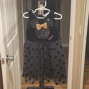 Beautiful girls Minnie dress size 3-4yr
